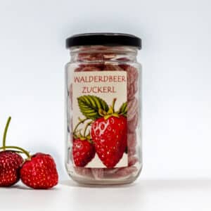 Walderdbeer Zuckerl im Glas – fruchtige Bonbons mit Walderdbeergeschmack